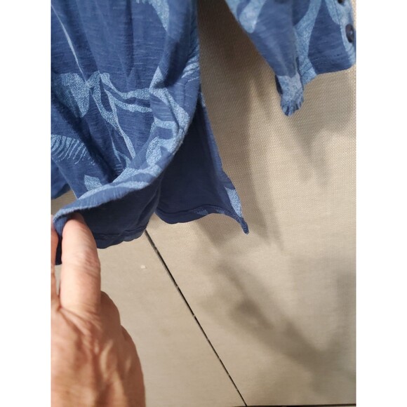 Chico's Cotton Blend Blue Abstract Print Button-Detail V-Neck Tunic Size 3 (XL) - Picture 7 of 7